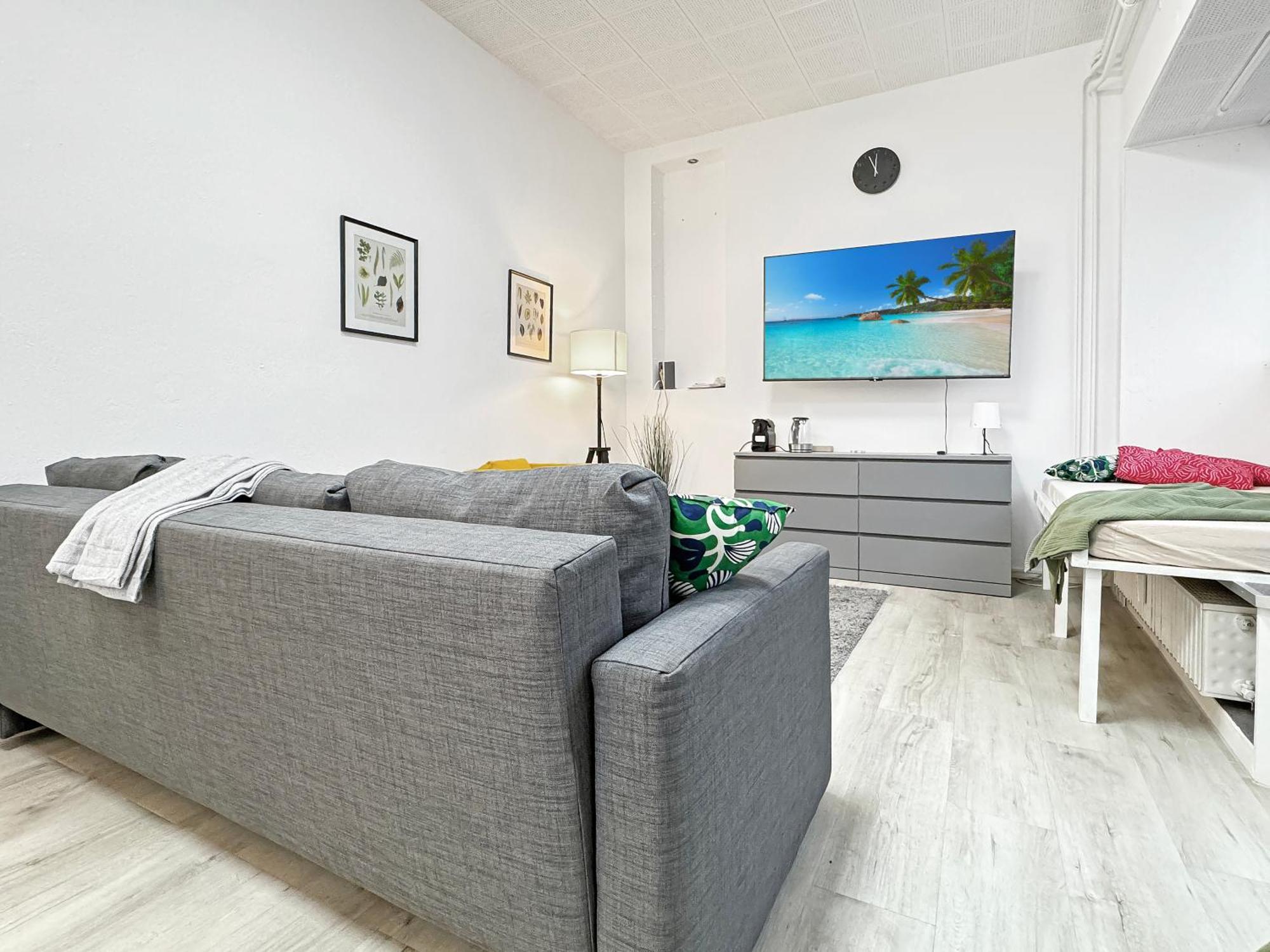 2 Zimmer Apartment Fuer 6 P, 15 Min Zum Flughafen エスリンゲン エクステリア 写真